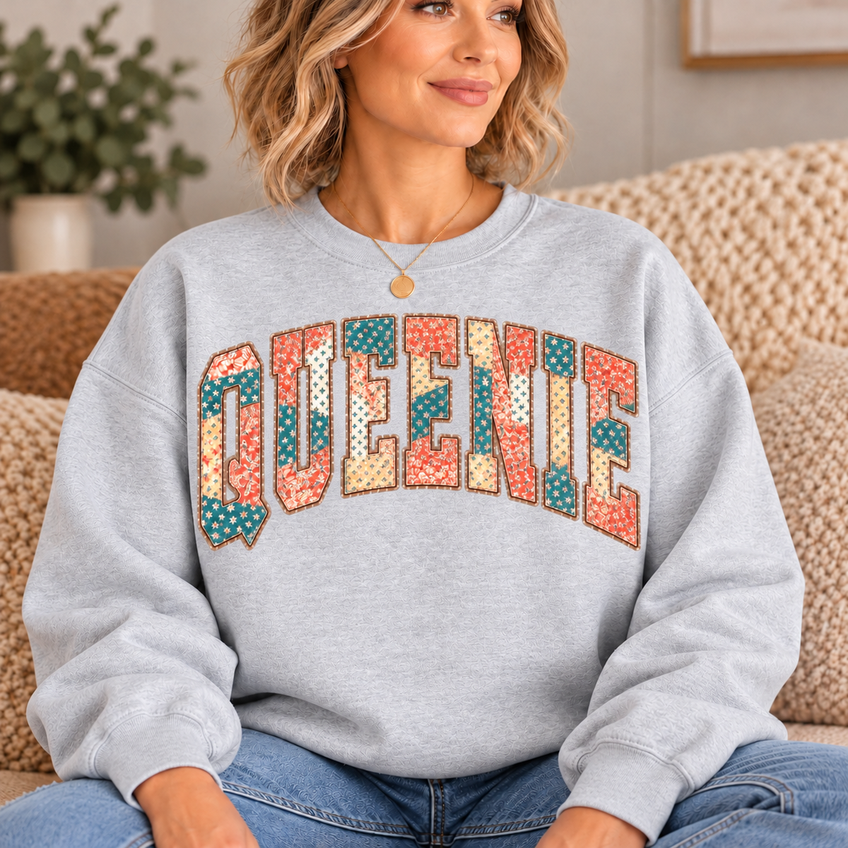 QUEENIE Ash Floral Patchwork Crewneck