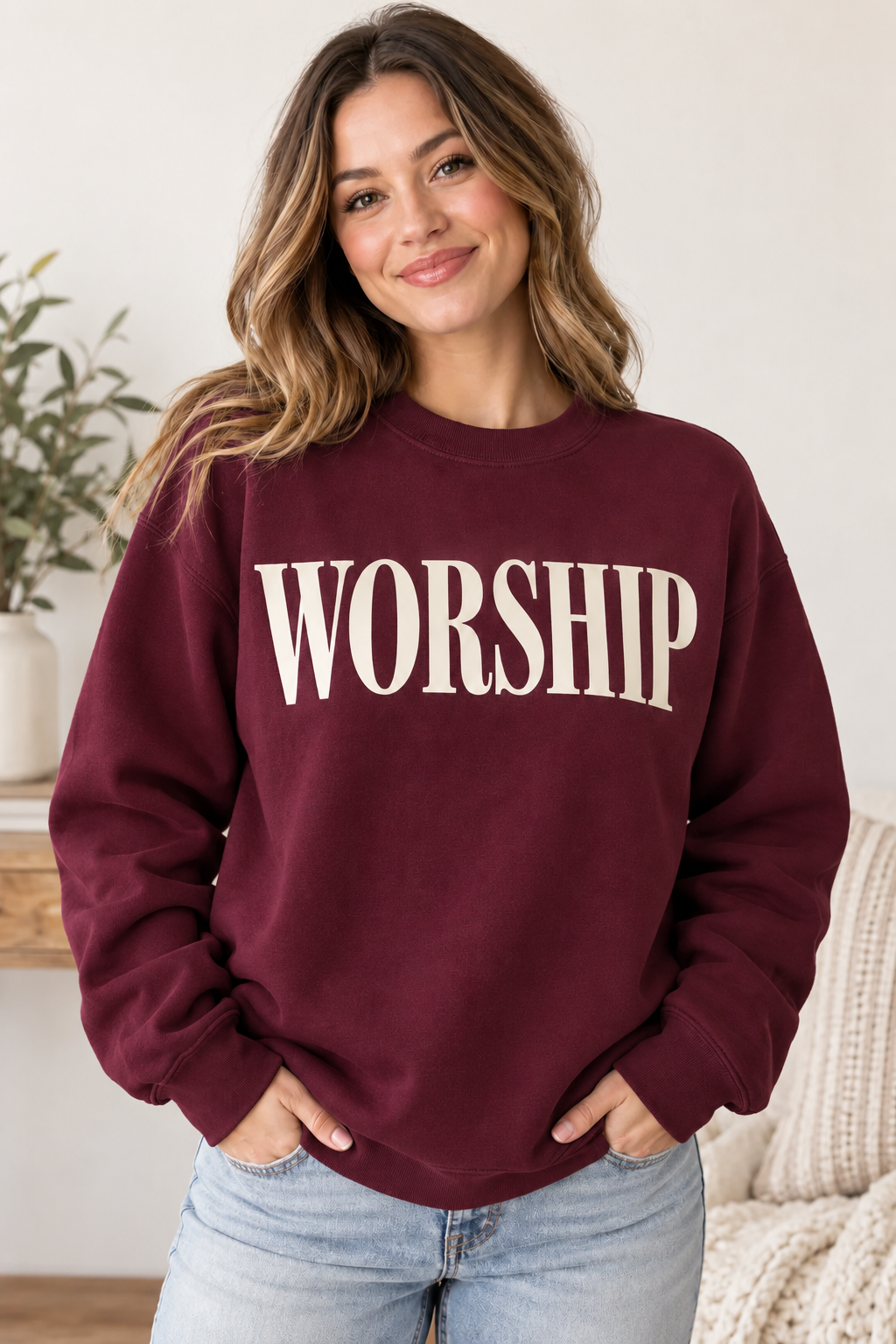 WORSHIP Crewneck in Maroon